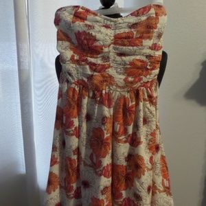 🌵FOREVER21 Oange Pink Sz S Strapless Floral Dress